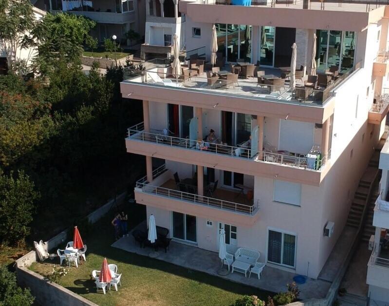 Отель Casa Hena Улцинь Экстерьер фото